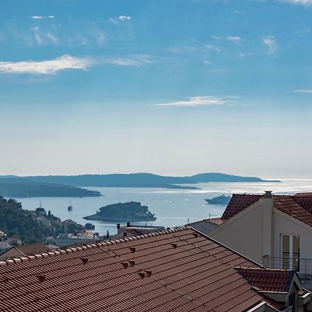 Apartments Mazuran Hvar Town Luaran gambar