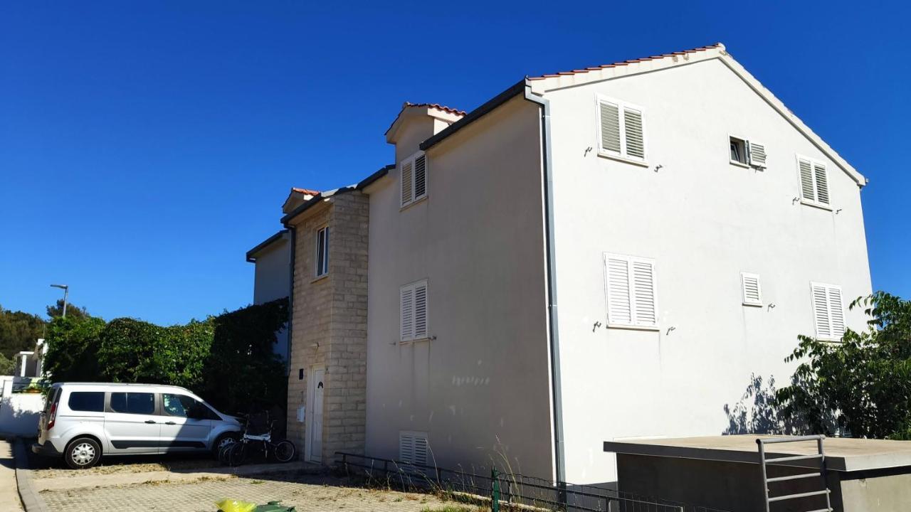 Apartments Mazuran Hvar Town Luaran gambar