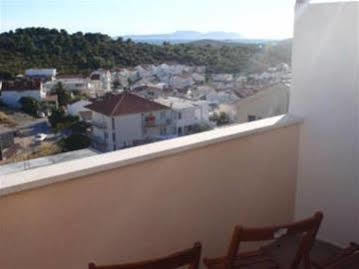 Apartments Mazuran Hvar Town Luaran gambar